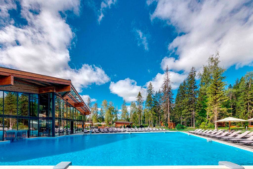 Отель Les Art Resort
