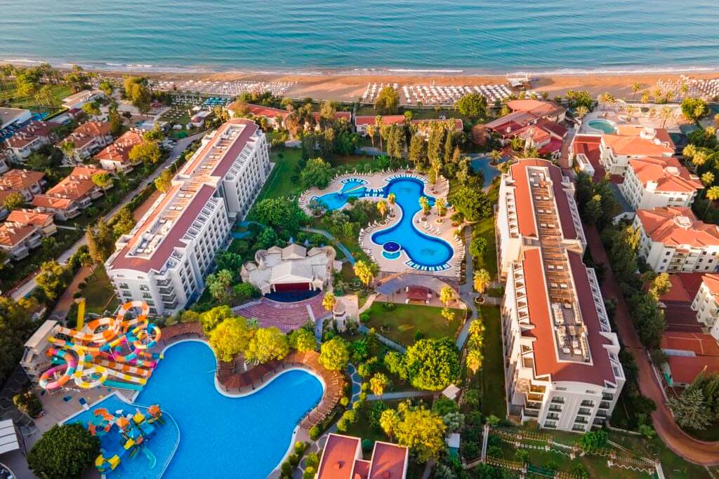 Horus Paradise Luxury Resort