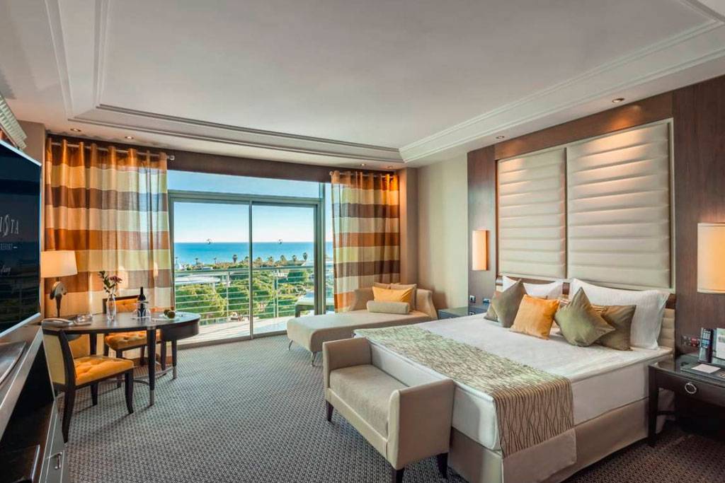 Calista Luxury