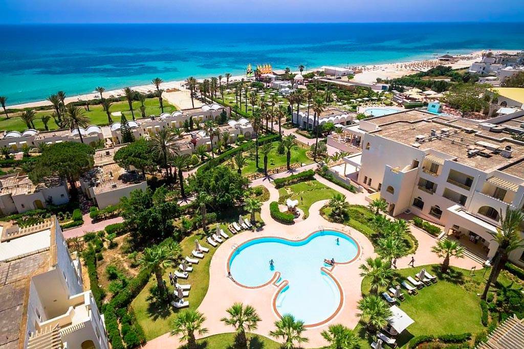 CALIMERA Delfino Beach Resort & Spa 4*