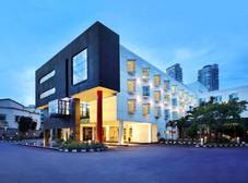 Фото отеля Grandkemang Hotel