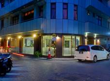 Фото отеля The Beehive