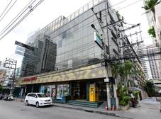 Фото отеля Arawana Regency Park Sukhumvit