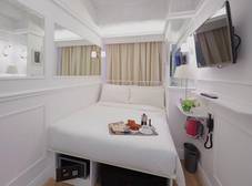 Фото отеля Mini Hotel Causeway Bay