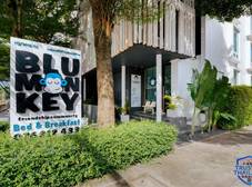 Фото отеля Blu Monkey Bed Breakfast Phuket