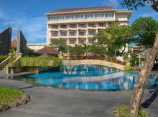 Фото отеля Lombok Raya Hotel