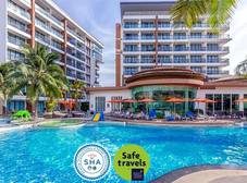 Фото отеля The Beach Heights Resort