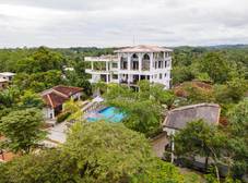 Фото отеля Fort Edge Retreat