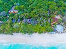 Фото отеля Nomad Beach Resort