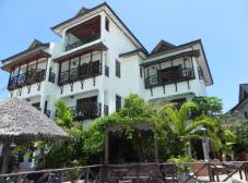 Фото отеля Langi Langi Beach Bungalows