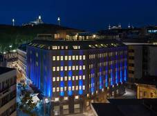 Фото отеля DoubleTree by Hilton Istanbul - Sirkeci