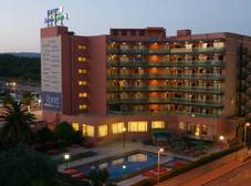 Фото отеля Fenals Garden Hotel