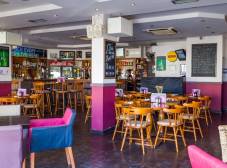 Фото отеля Captain Karas Holidays Apartments