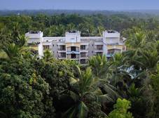 Фото отеля TreeHouse Blue Hotel & Serviced Apartments