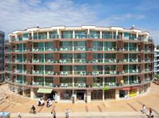 Фото отеля Sea Breeze Apt