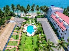 Фото отеля Sun & Sands Beach Hotel Spa