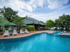 Фото отеля Andaman Beach Resort
