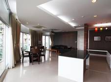 Фото отеля Royal Beach View Hotel