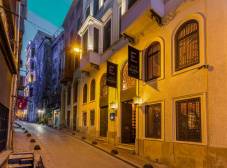 Фото отеля Room Mate Emir