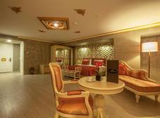 Фото отеля Empire Suite Hotel