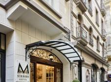 Фото отеля Mirrors Hotel