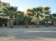 Фото отеля Palm Court Suites