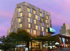 Фото отеля Holiday Inn Express Bangkok Sukhumvit 11