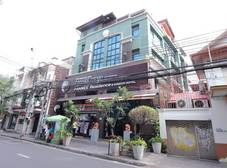 Фото отеля Super OYO 484 Pannee Residence Khaosan