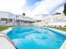 Фото отеля Checkin Bungalows Atlantida
