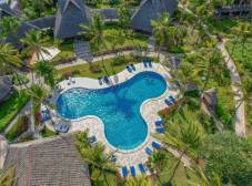 Фото отеля Breezes Beach Club & Spa