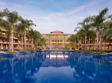 Фото отеля Dusit Thani LakeView Cairo