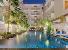Фото отеля Grand Ixora Kuta Resort