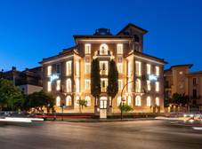Фото отеля The Cross Hotel