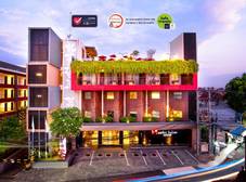 Фото отеля Swiss-Belinn Legian