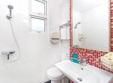 Фото отеля Hotel 81 Kovan