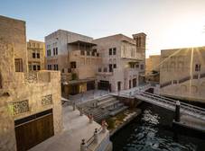 Фото отеля Al Seef Heritage Hotel Dubai, Curio Collection by Hilton