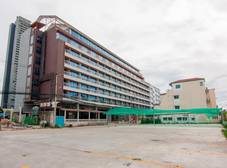 Фото отеля Golden Jomtien Beach Hotel