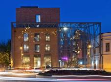 Фото отеля Moxy Tbilisi by Marriott