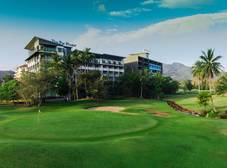 Фото отеля The Par Phuket