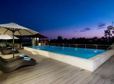 Фото отеля Seminyak Square Hotel
