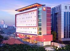 Фото отеля Ibis Jakarta Senen