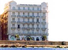 Фото отеля Paradise Inn Windsor Palace Hotel