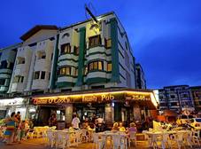 Фото отеля Angus O'Tool's Irish Pub Guesthouse