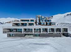 Фото отеля Quadrum Ski and Yoga Resort