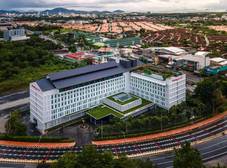 Фото отеля Ramada Plaza by Wyndham Chao Fah Phuket