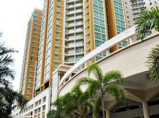 Фото отеля The Narathiwas Hotel & Residence Sathorn Bangkok