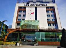 Фото отеля Liv City Hotels