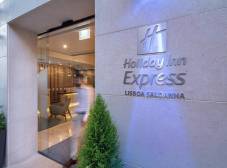 Фото отеля Holiday Inn Express Lisbon - Plaza Saldanha