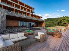 Фото отеля Kvareli Lake Resort