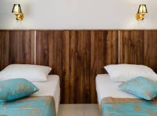 Фото отеля Elijah Hotel